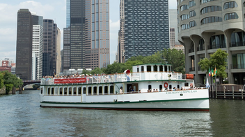 Chicago's First Lady Cruise